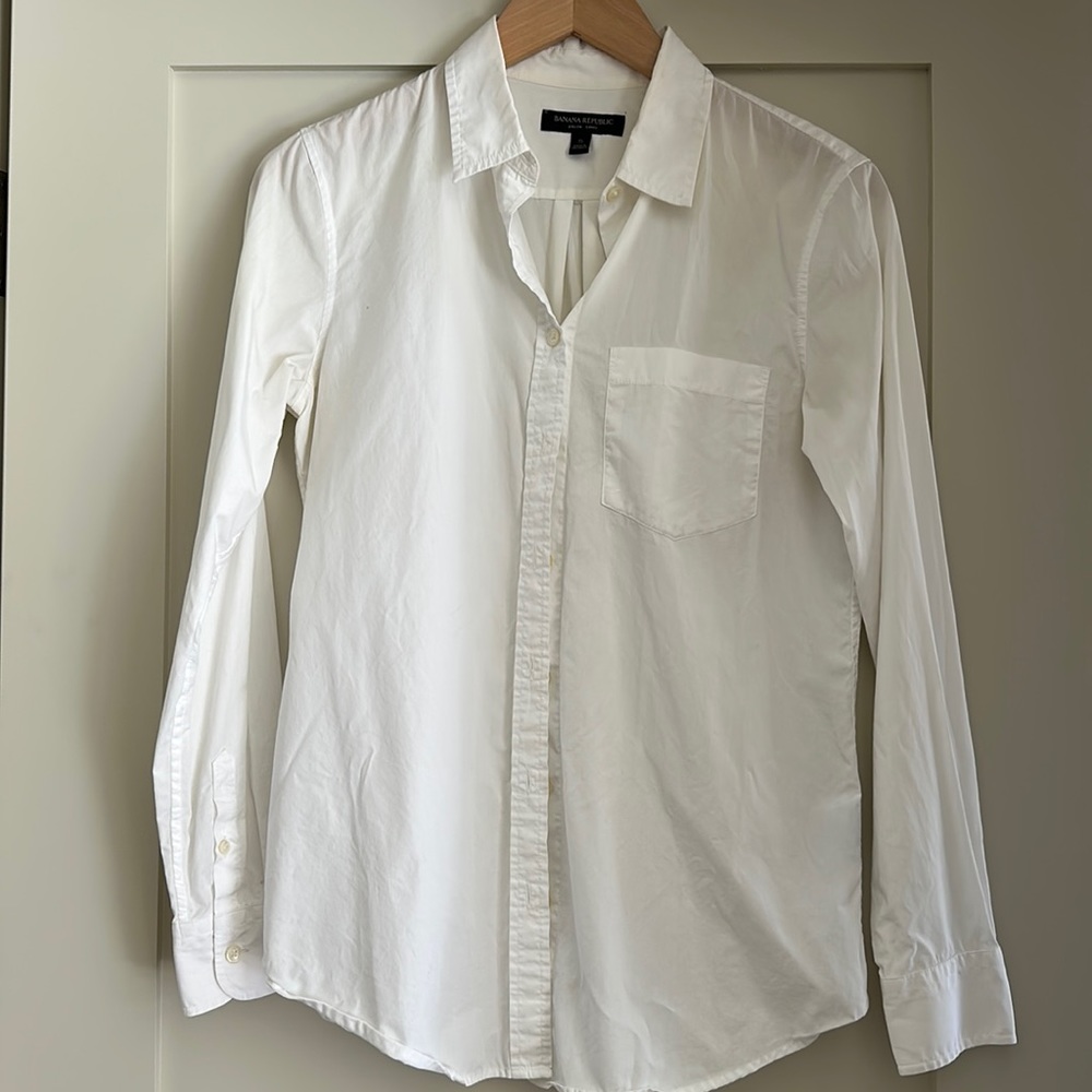 Banana Republic white button up
